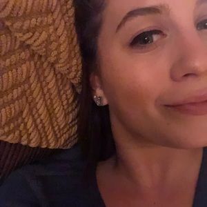 Meet your Posher, Kelley